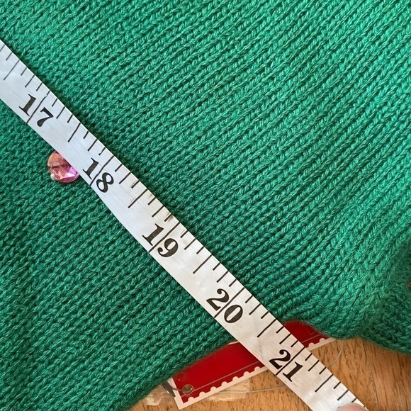 Treat Your Elf Ugly Christmas Sweater Women’s NWT Small Green Red - Picture 8 of 10